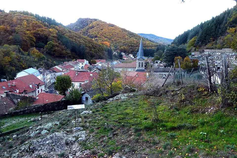 Vue du secteur du départ de « Sentier de Villefort » : Villefort - dsmm04346.jpg