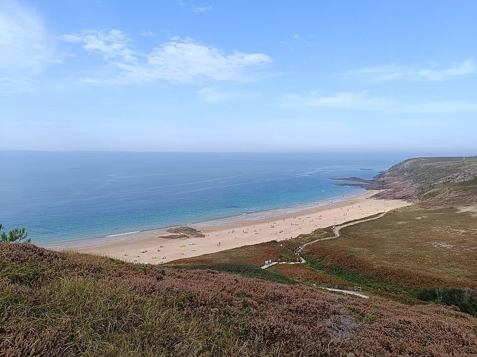 Photo du secteur de « La pointe du Cap » : Erquy - Plage de Lourtuais 02.jpg