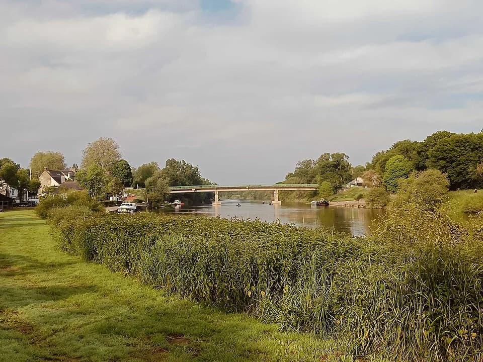 Photo du secteur de « CIRCUIT DE L'ILE DE BESLE » : La Vilaine au niveau du port de Beslé.jpg
