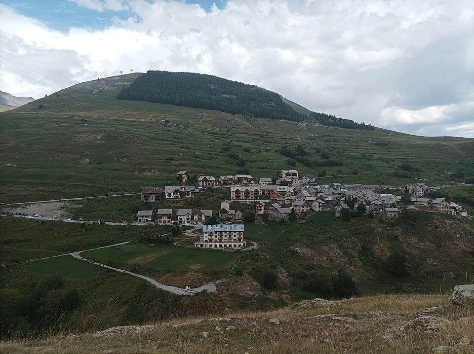 Photo du secteur de « Le vallon de la Buffe » : Le Chazelet.jpg