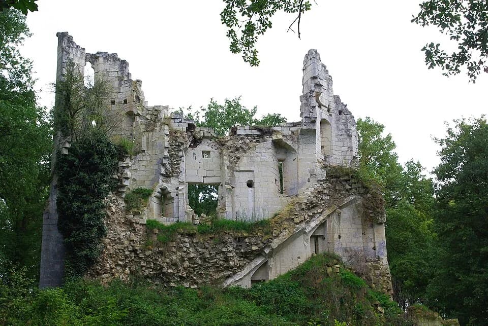 Photo du secteur de « Circuit Equestre de Saint Cyr en Bourg » : Vue arrière du manoir de la Bouchardière.jpg