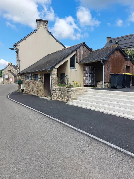 Photo du secteur de « De Restudo à la forêt d'Avaugour » : Saint-Péver - Route d’Avaugour - boîte à livres.jpg