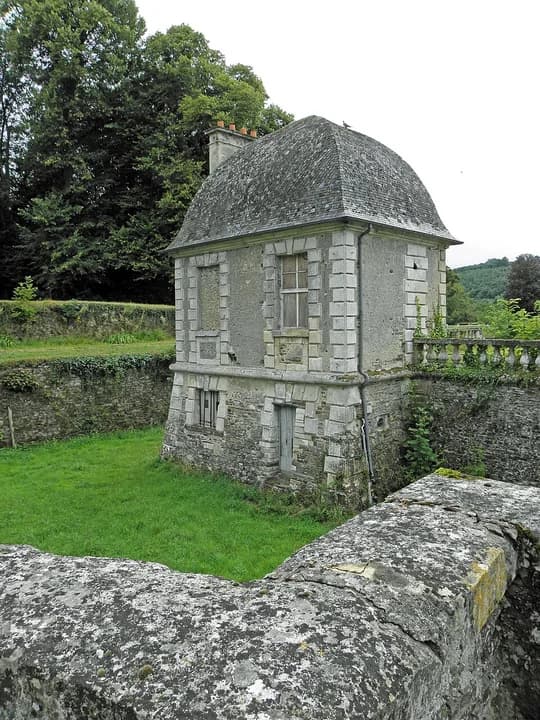 Photo du secteur de « Saint Bénin » : Chateau d'Harcourt, Thury-Harcourt 02.jpg