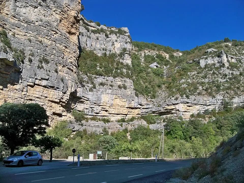 Photo du secteur de « SAINT-MAY - Du Buègue au Caire » : Saint May - Gorges 2.jpg