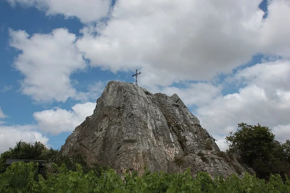 Photo du secteur de « GR 3 » : W1313-StGereon PierresMeslieres 10933.JPG