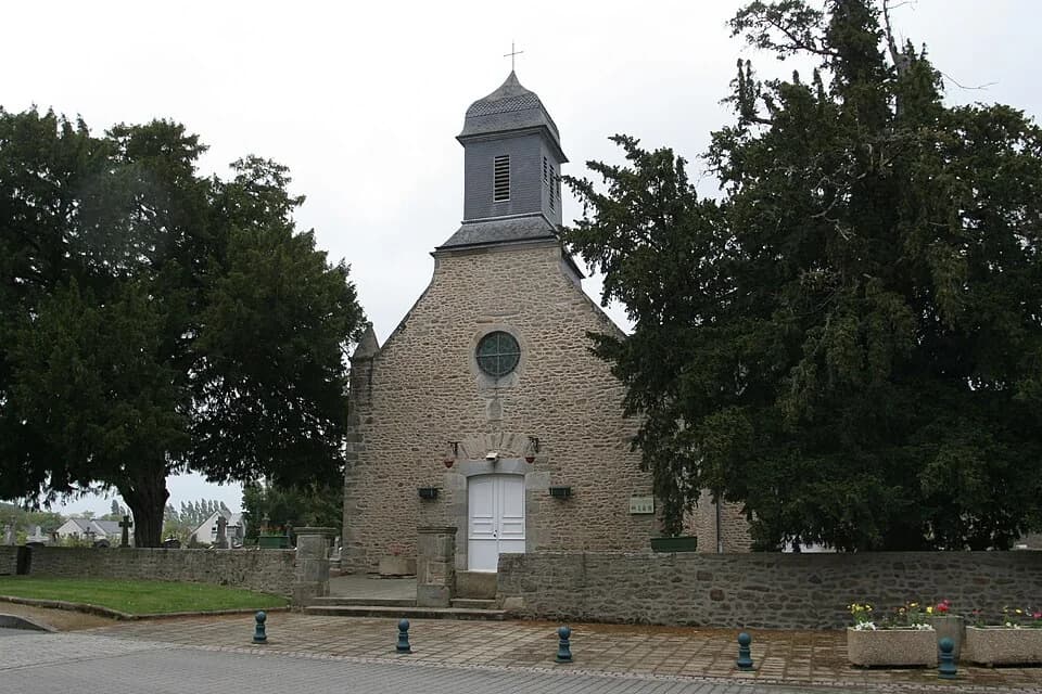 Photo du secteur de « La balade du Tertre » : Saint-Samson-sur-Rance - Église 03.JPG