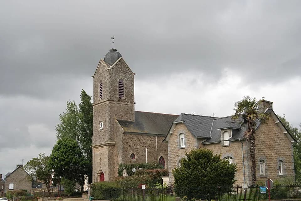 Photo du secteur de « Sentier du moulin à marée » : La Vicomté-sur-Rance - église 01.JPG