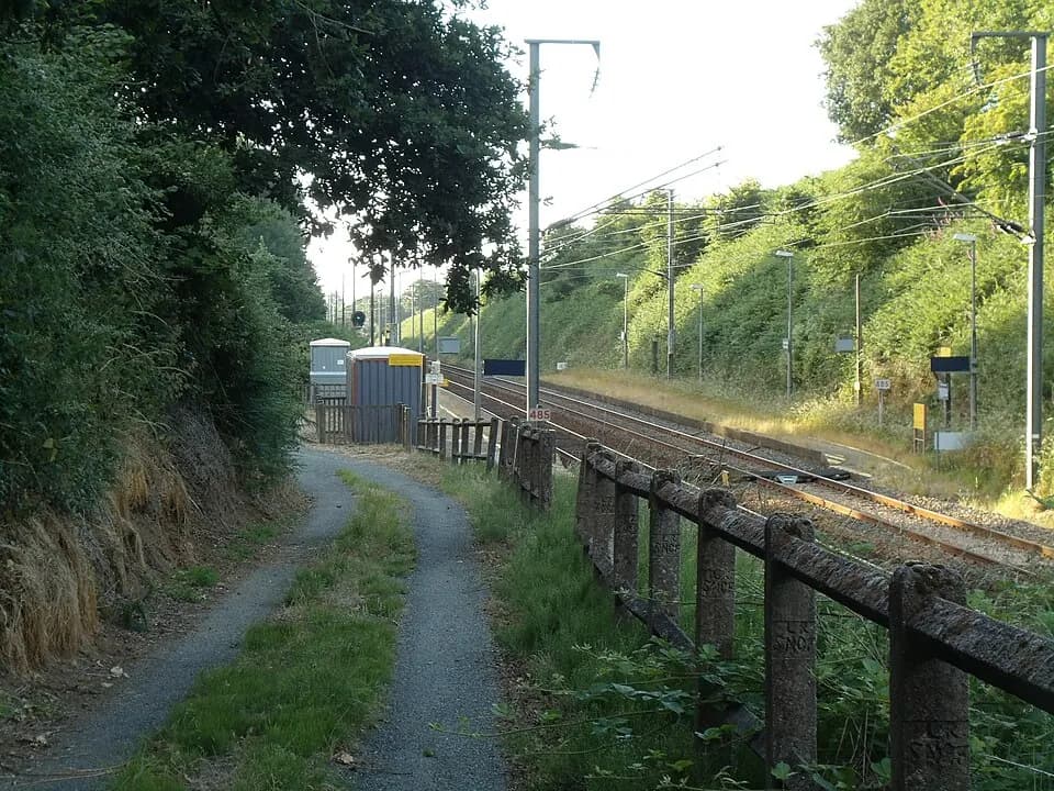Photo du secteur de « Circuit du Télégraphe » : Gare de Plouvara - Plerneuf.JPG
