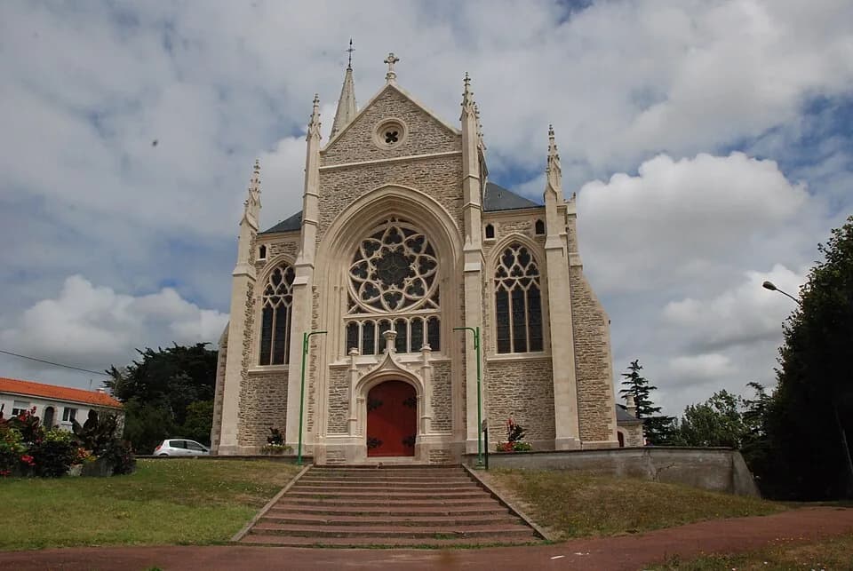 Photo du secteur de « VILLENEUVE EN RETZ : Les Hauts de Saint-Cyr » : 44 Saint-Cyr-en-Retz Eglise 1.JPG