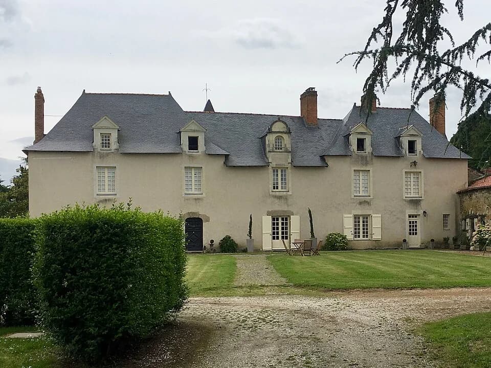 Photo du secteur de « CIRCUIT DU QUAI DES ROMAINS » : Chateat du Plessis.jpg