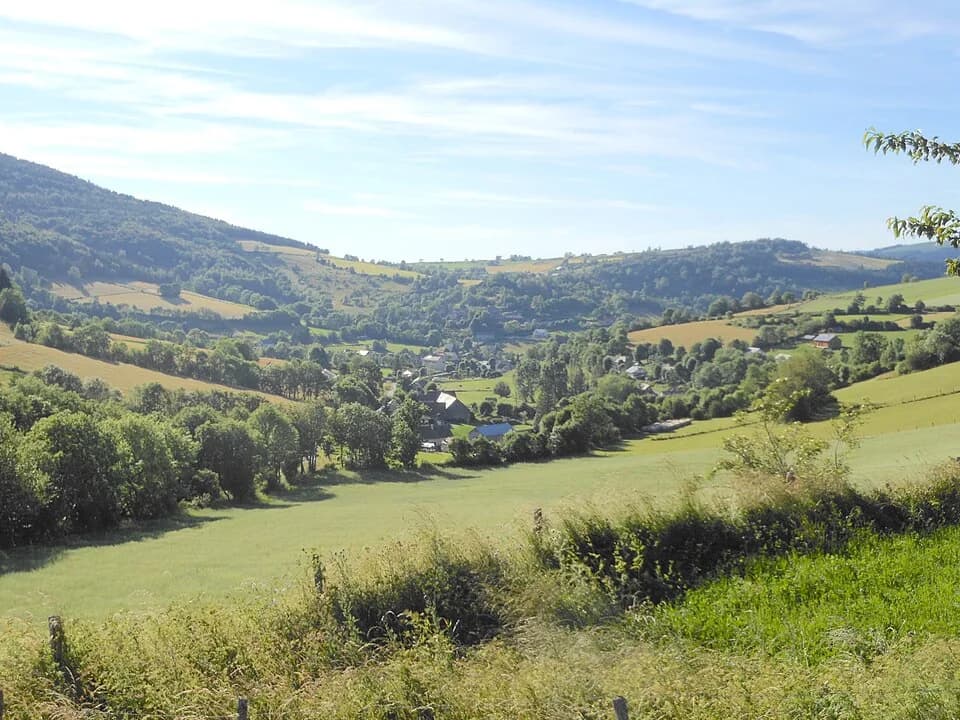 Photo du secteur de « Mazel, station Mt Lozère » : Vue générale du Mas d'Orcières.jpg