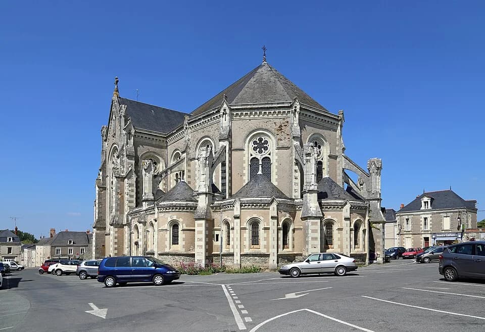 Photo du secteur de « Circuit » : Rochefort-sur-Loire Eglise R01.jpg