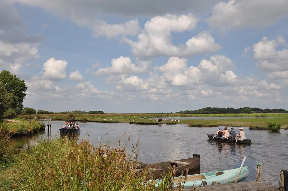 Photo du secteur de « MARAIS ET BOCAGE » : Embarquement en Brière.jpg