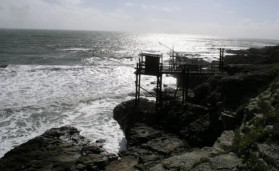 Photo du secteur de « PREFAILLES : Circuit de la Vallée de Pasquin » : Carrelets port aux gothsP1010106mod.jpg