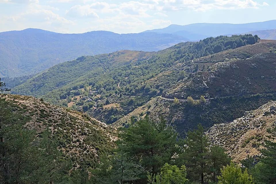 Photo du secteur de « Vallon de Saint-Flour » : 00 0701 Corniche des Cévennes - Corniche des Cévennes.jpg