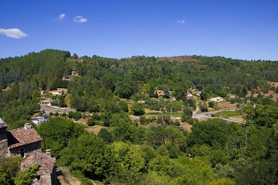 Photo du secteur de « Col de Montclar » : Panoramic View of Génolhac from the railway viaduct.jpg