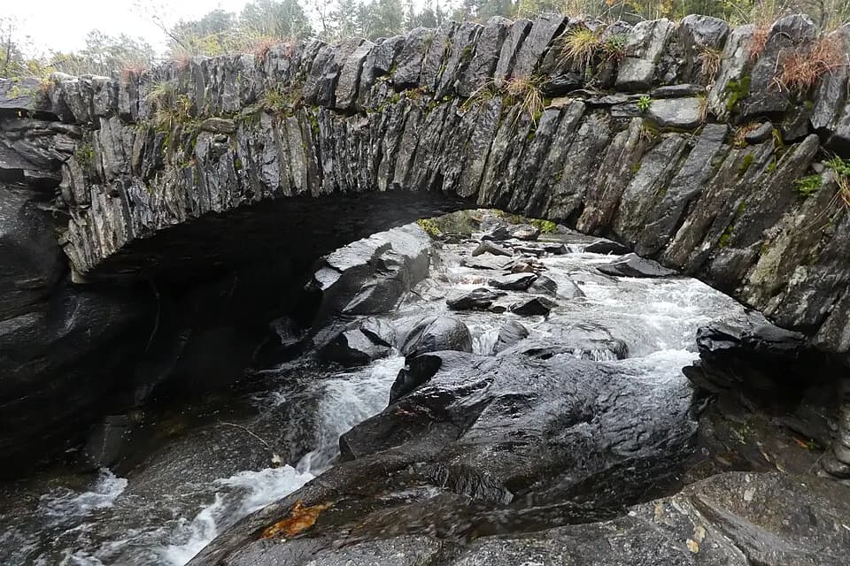 Photo du secteur de « La Cézarenque » : Moulin du Roure - dsmm04283.jpg