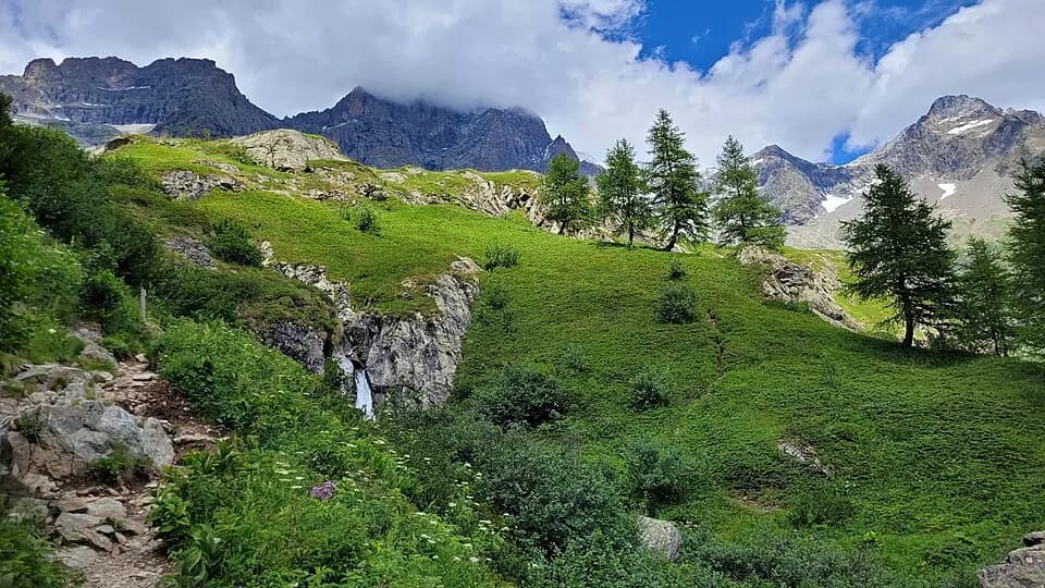 Photo du secteur de « La boucle de Tirière » : 20220625 124509 Pics du Vaccivier dans le Massif des Ecrins (Hautes-Alpes, France).jpg
